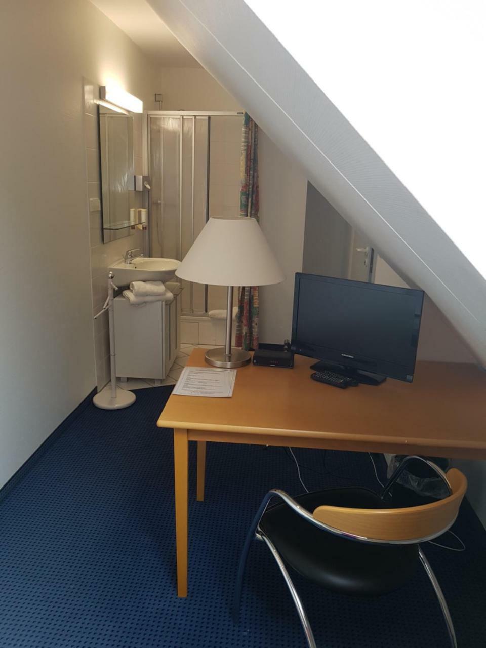 Hotel Fasanengarten Sarstedt Bilik gambar